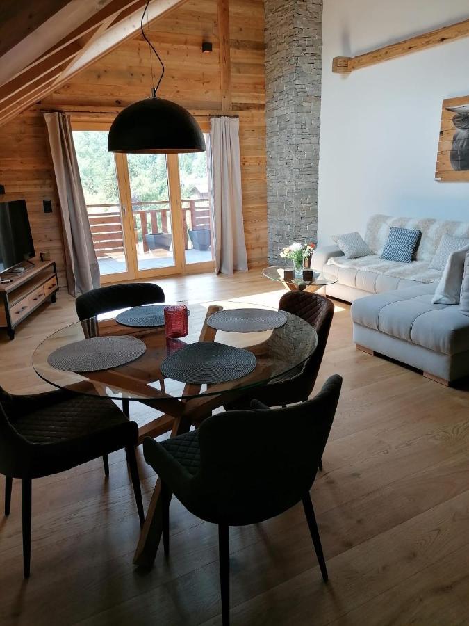 Chalet Les Ecureuils Apartment Penthouse Suite Cresuz エクステリア 写真